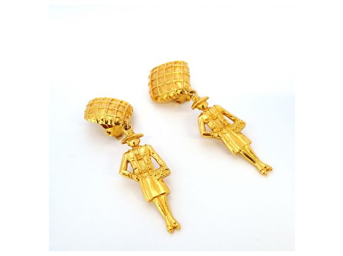 Orecchini Clip Mademoiselle di Chanel D'oro - vista 2