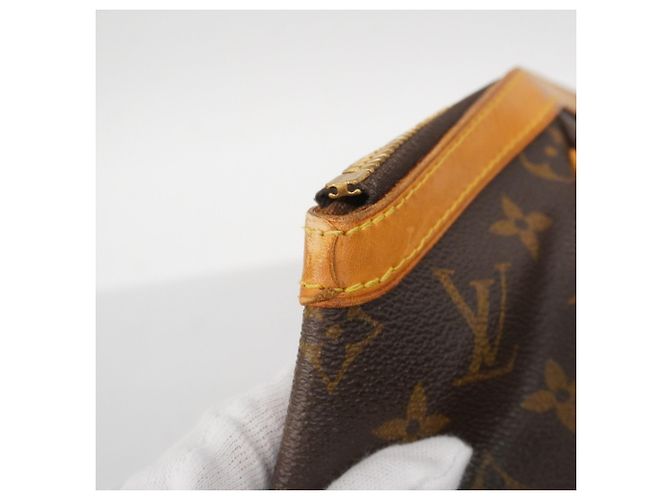Borsa a Spalla Louis Vuitton Monogram Tivoli GM Marrone - vista 7