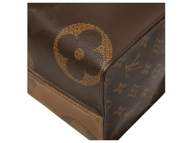 Louis Vuitton Monogram Giant Reverse On-the-Go MM Tasche Braun - Ansicht 4