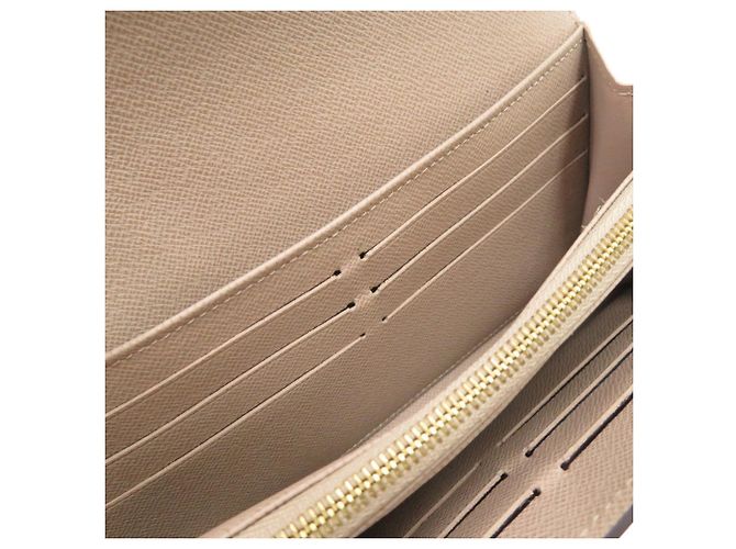 Twist Billetera bifold de cuero Epi Louis Vuitton Beige - vista 9