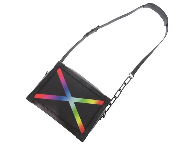 Borsa a spalla Louis Vuitton Soft Trunk in pelle Taiga arcobaleno Nero - vista 6