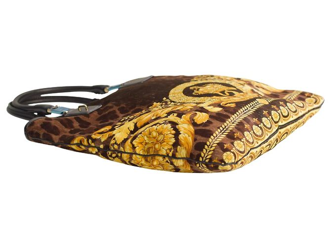 Borsa tote Vanitas in velluto nero Barocco Gianni Versace con corona dorata - vista 10