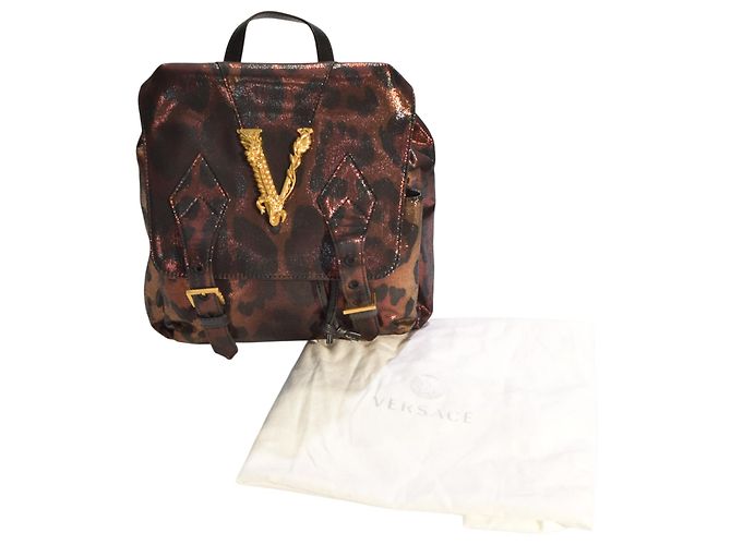 Zaino in pelle metallica con stampa leopardata Virtus di Gianni Versace con logo V barocco dorato Multicolore - vista 16