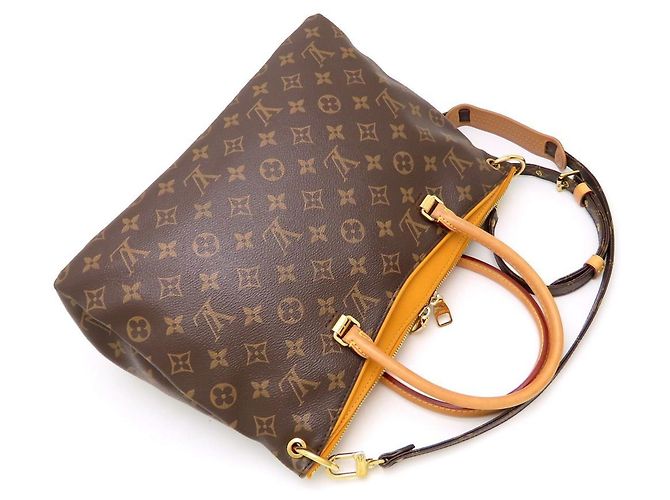 Borsa Tote Pallas 2 in 1 Monogramma Louis Vuitton Marrone D'oro - vista 4