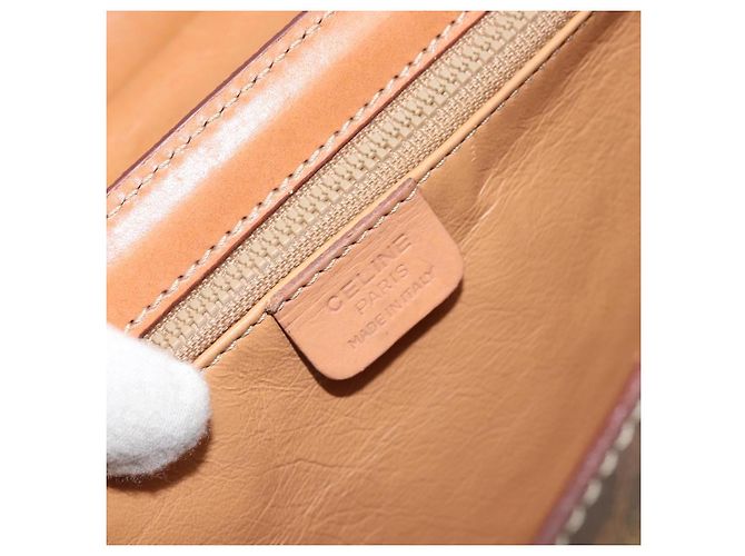 Céline CELINE Macadam Canvas Handtasche aus PVC-Leder in Braun und Gold Auth 172055 Golden - Ansicht 18