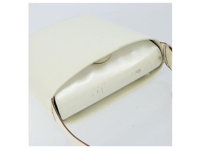 Borsa a Spalla Vala in Pelle Bianca e Argento di Salvatore Ferragamo Auth BA10620 Bianco - vista 6