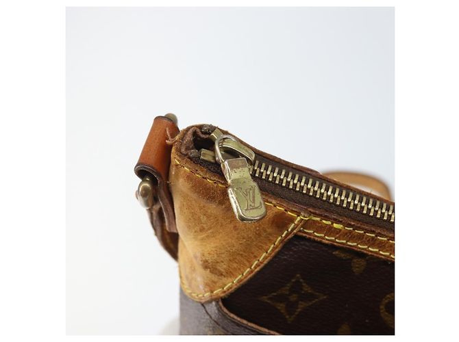 LOUIS VUITTON Monogram Odeon PM Shoulder Bag M56390 LV Auth hk3451 - view 14