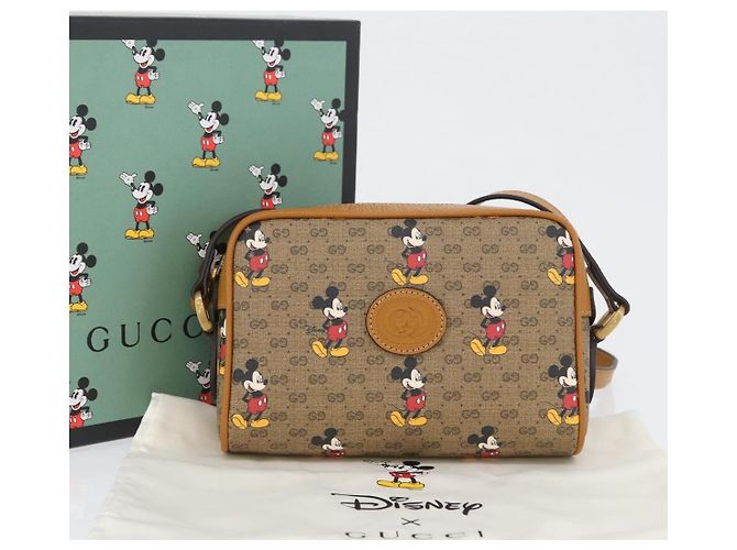 Borsa a Spalla Gucci Micro GG Supreme Disney PVC Beige Oro 602536 Auth 171854SAM D'oro - vista 24