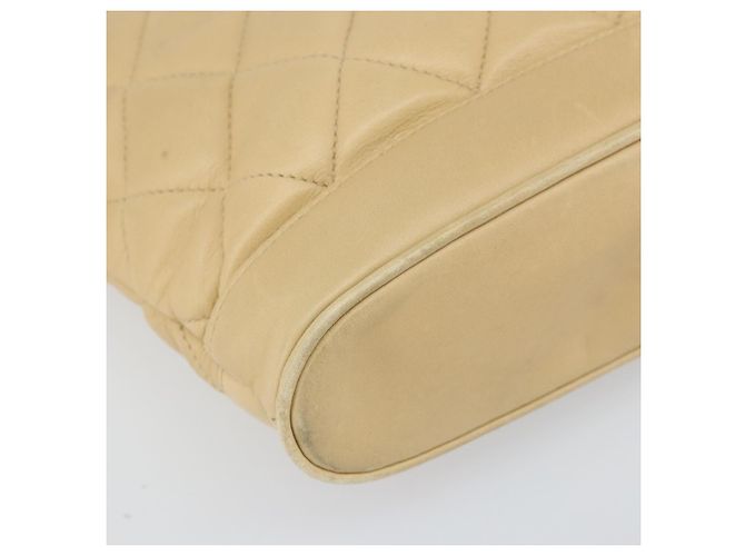Borsa a spalla matelassé in pelle CHANEL con catena beige oro CC Auth 169546 D'oro - vista 11