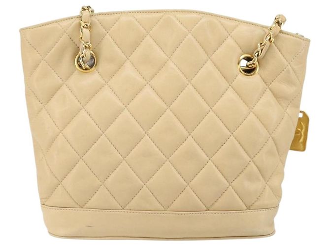 Borsa a spalla matelassé in pelle CHANEL con catena beige oro CC Auth 169546 D'oro - vista 3
