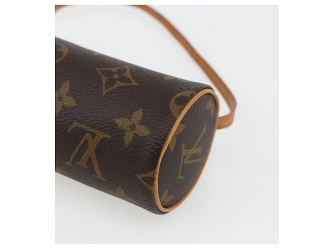 LOUIS VUITTON Pochette Papillon Monogramma LV Auth ep13044V - vista 15