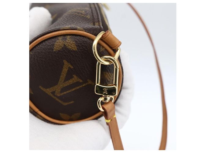 LOUIS VUITTON Pochette Papillon Monogramma LV Auth ep13044V - vista 17