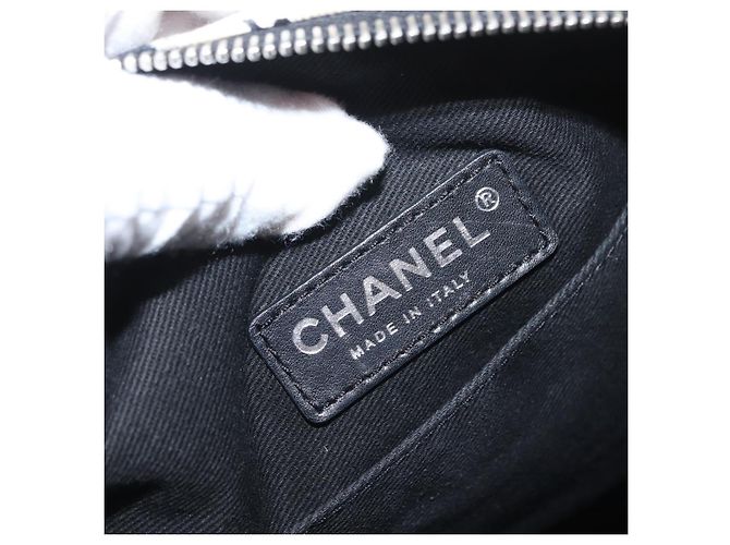 CHANEL Borsa a Mano da Compagnia Aerea in Tela Bianca Argento CC Auth 169837 Bianco - vista 15