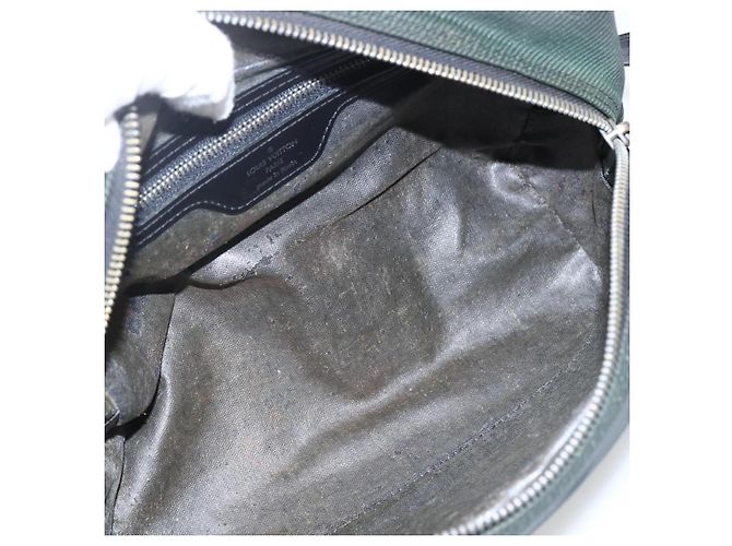LOUIS VUITTON Clutch Taiga Parana Épicea M30754 LV Auth bs33211 - vista 11