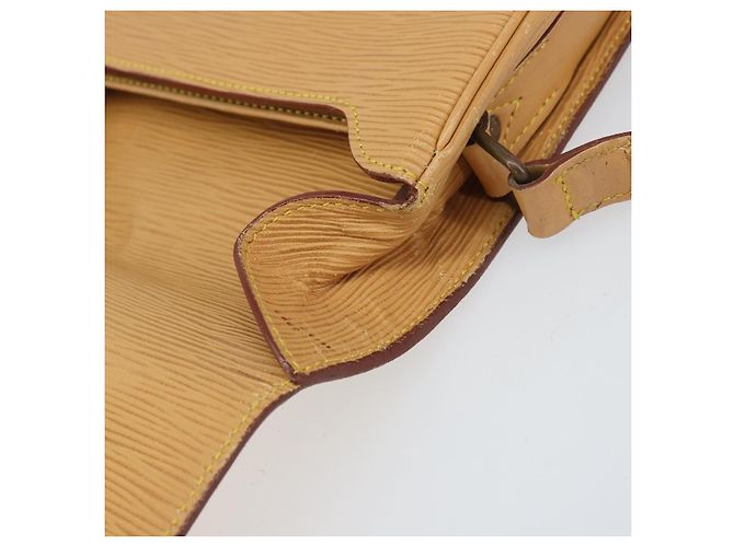 LOUIS VUITTON Borsa a Spalla Cartouchiere MM Epi Beige M52246 LV Auth 170998 - vista 18