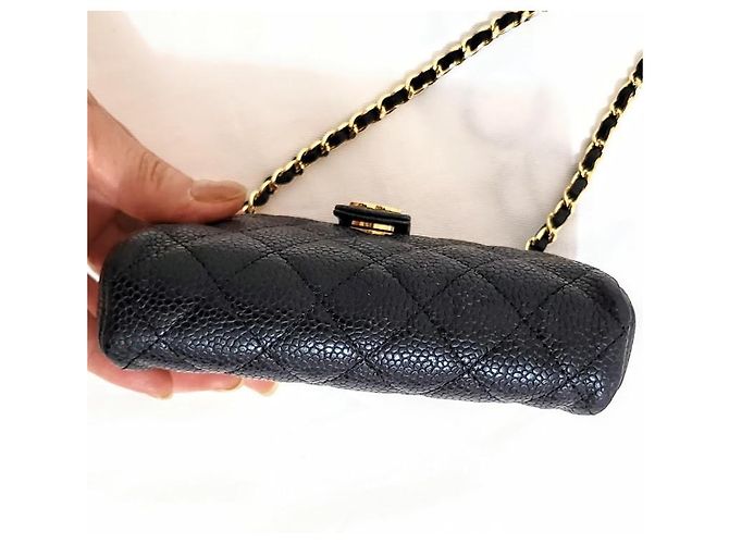 Chanel Clutch Acolchado Matelassé Negro - vista 9