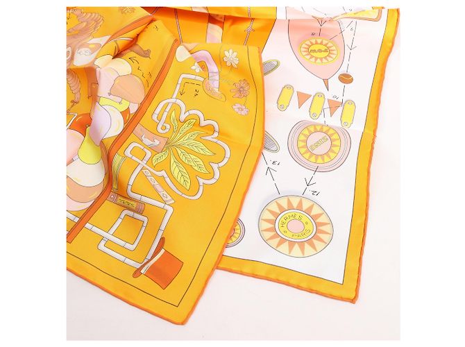 Foulard in seta Hermès Carré 90 "Tea for Two" arancione - vista 2