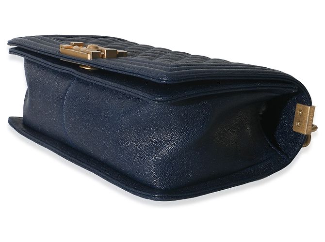Chanel Navy gestepptes Kaviar Alte Medium Boy Handtasche Blau - Ansicht 6