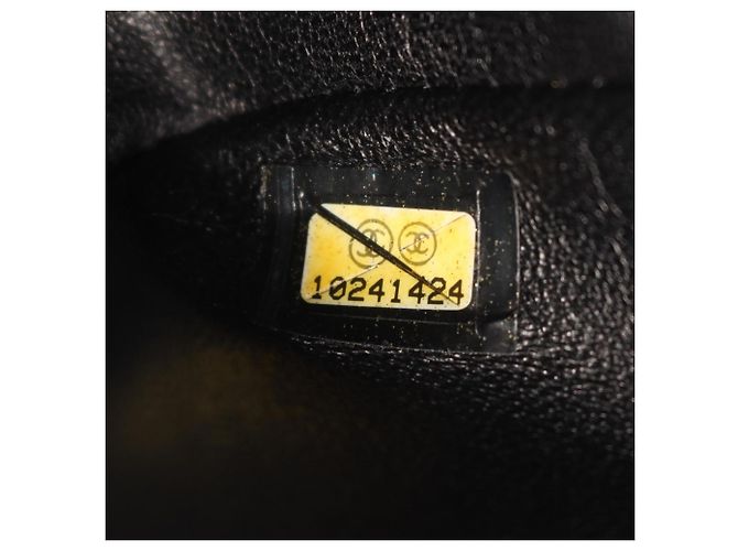 Borsa a Spalla in Pelle di Agnello Nera Matelassé Chanel Nero - vista 5