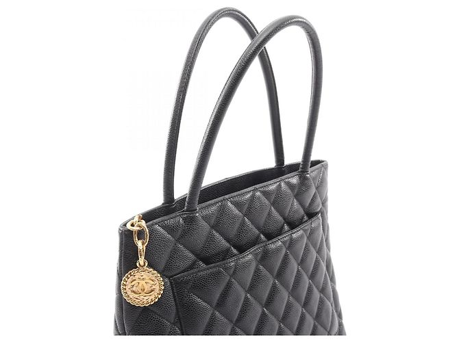 Timeless Borsa Tote Reissue CHANEL in Nero - vista 12