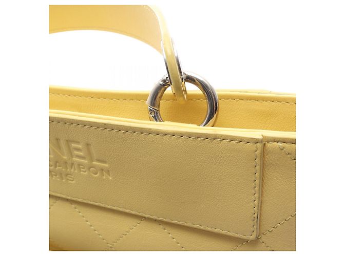 Borsa a Spalla Bucket Matelassé Chanel Giallo - vista 10