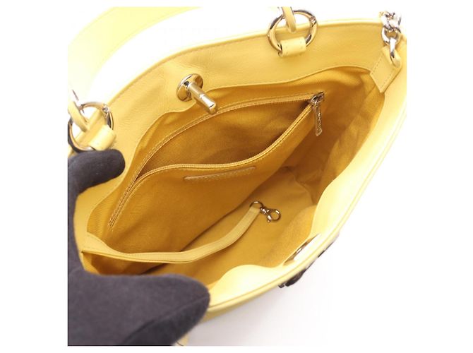 Borsa a Spalla Bucket Matelassé Chanel Giallo - vista 3
