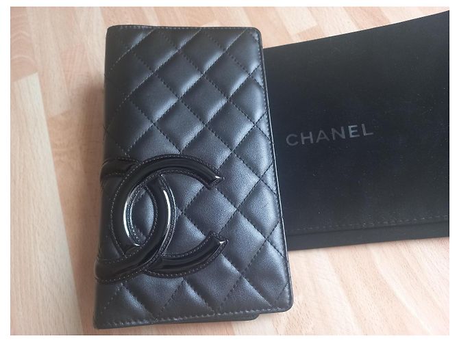 Cartera Agenda Chanel de Cuero Cambon Negro - vista 3