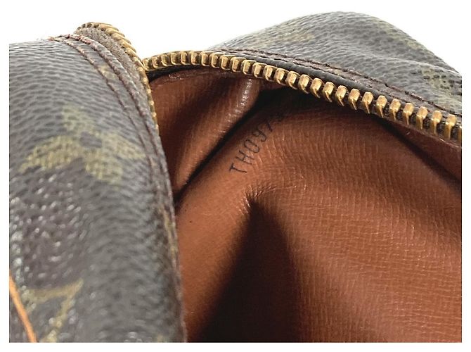 Borsa a Spalla Monogram Nile di Louis Vuitton Marrone Monogramma - vista 14