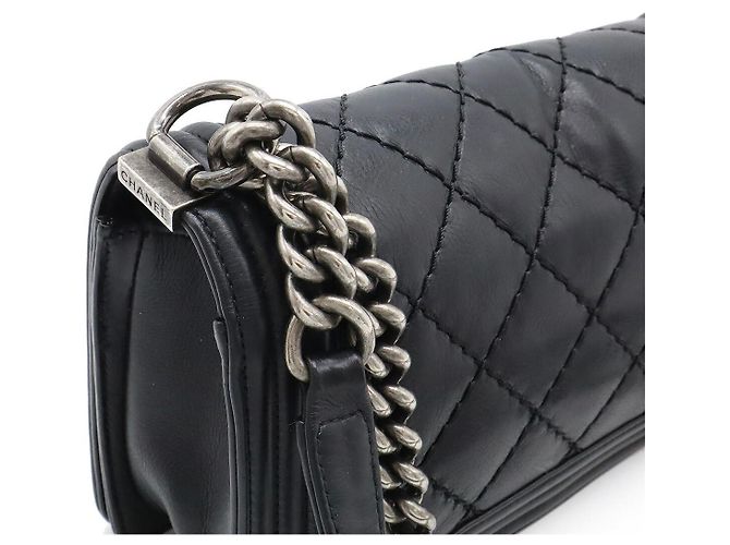 Sac à épaule en cuir Chanel Boy Noir - vue 6