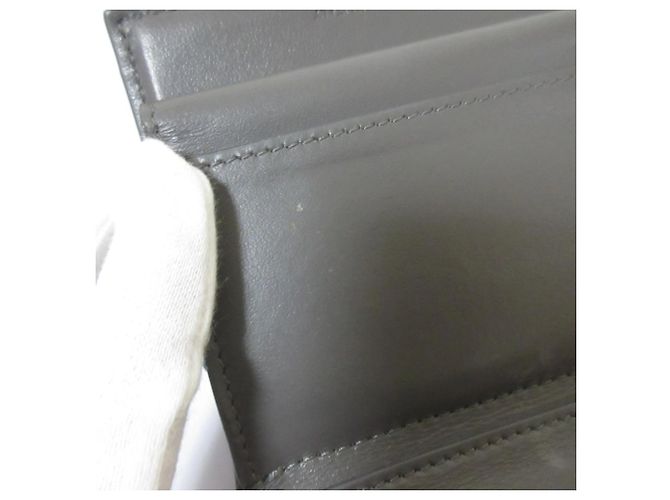 Céline Piccola wallet compatta in pelle di vitello Celine a tre pieghe Marrone - vista 13