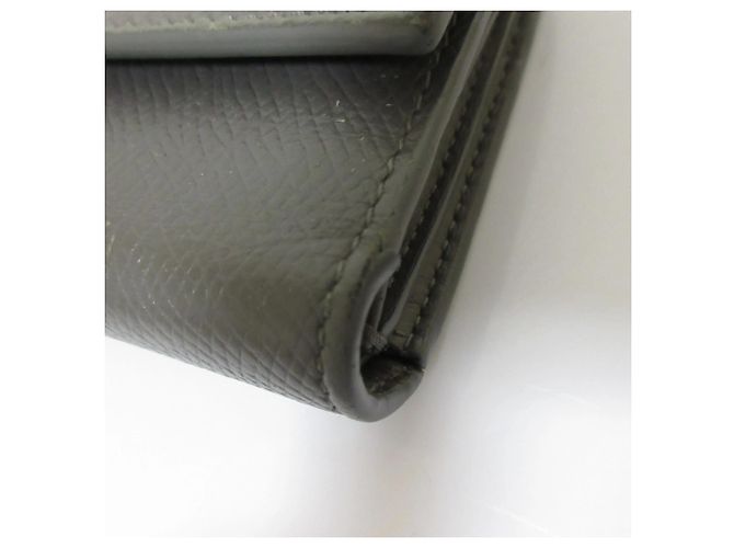 Céline Piccola wallet compatta in pelle di vitello Celine a tre pieghe Marrone - vista 20