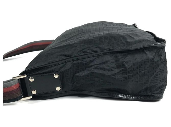 Fendi Zucca Logo Umhängetasche Schwarz - Ansicht 3