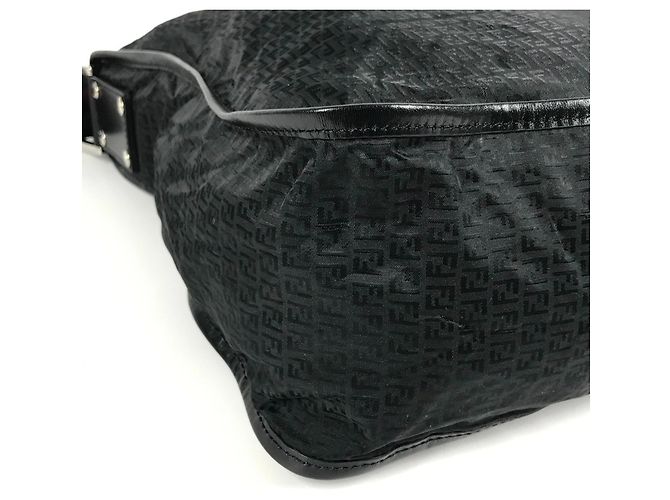 Fendi Zucca Logo Umhängetasche Schwarz - Ansicht 7