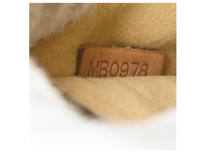 Borsa Babylone in Tela Monogram Louis Vuitton Marrone - vista 7