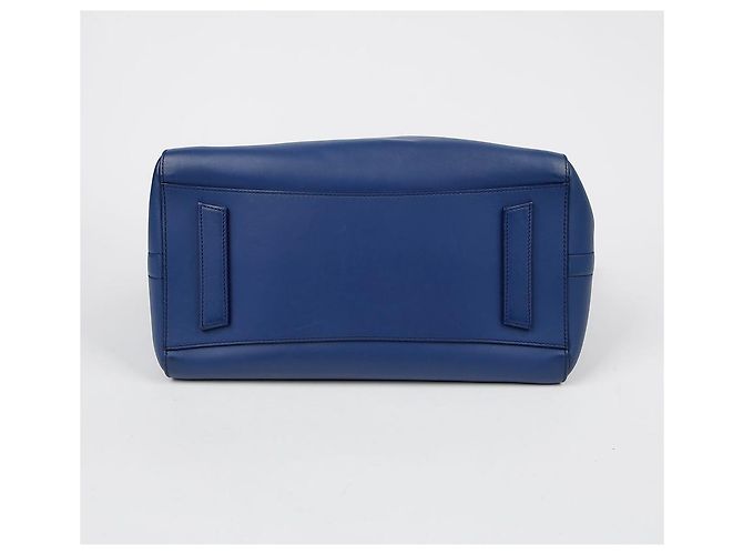 Givenchy Antigona Medium Tote Shoulder Bag - view 10