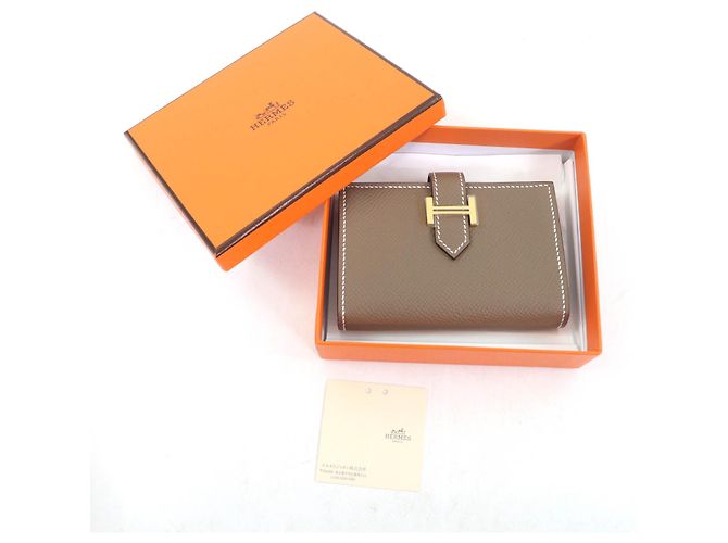 Béarn Tarjetero Epsom Bearn de Hermès Gris - vista 2