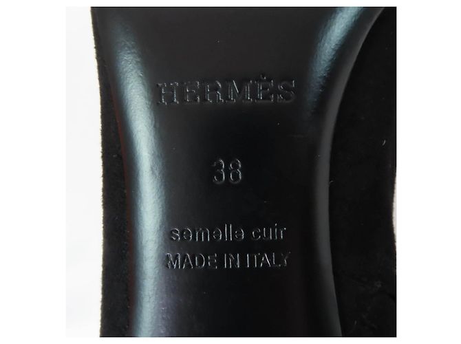 Botas curtas de camurça com fivela Api Branca da Hermès Preto - vista 10