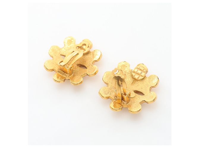 Timeless Pendientes Chanel Coco Mark Dorado - vista 2