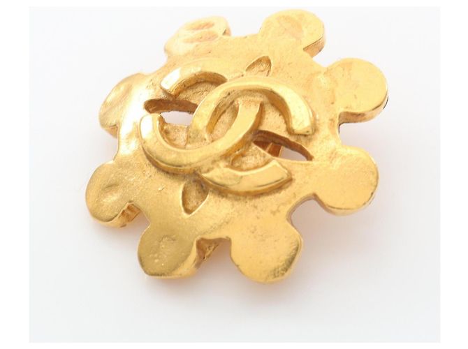 Timeless Pendientes Chanel Coco Mark Dorado - vista 5