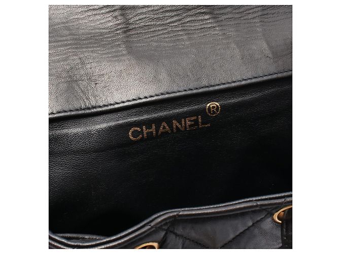 Timeless Chanel Matelassé Lammfell Rucksack Schwarz - Ansicht 4
