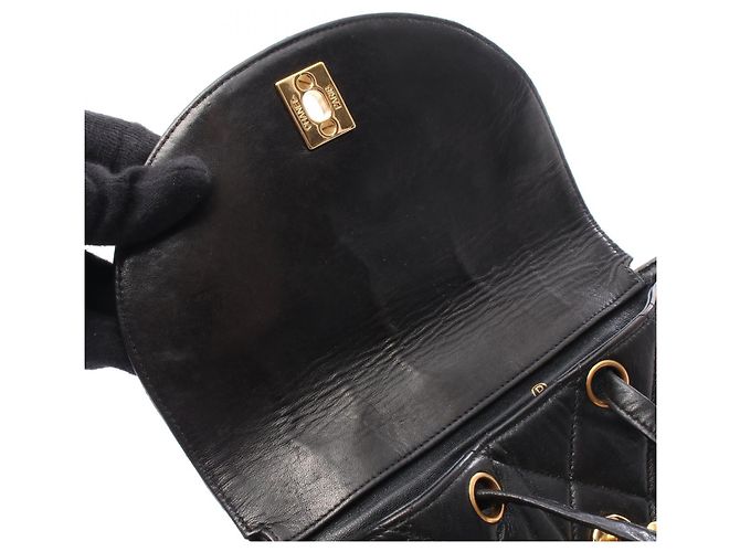Timeless Chanel Matelassé Lammfell Rucksack Schwarz - Ansicht 6