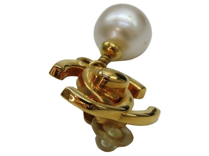 Timeless Vintage Ohrringe von Chanel aus vergoldetem Material mit Kunstperlen Golden - Ansicht 6