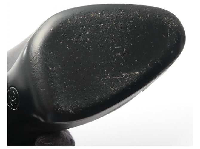Timeless Décolleté in pelle verniciata Chanel Coco Mark Nero - vista 8