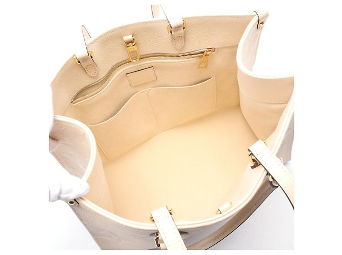 Borsa tote OnTheGo MM Monogram Empreinte Louis Vuitton - vista 3