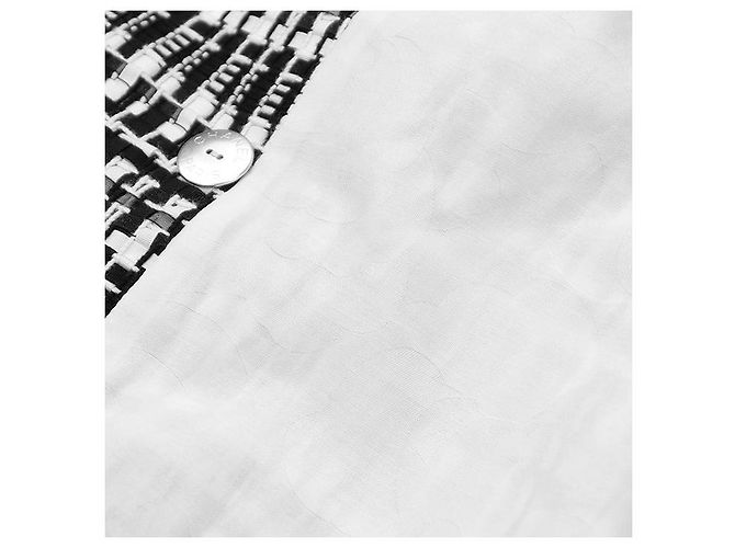 Timeless Chaqueta Larga de Tweed Chanel P78886 Negro Blanco - vista 8