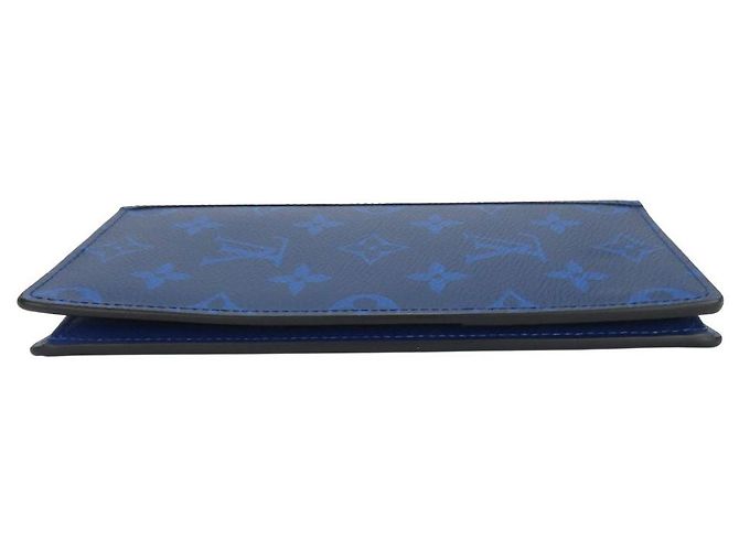 Cartera Bifold Brazza Taiga Monogram Louis Vuitton Azul - vista 3