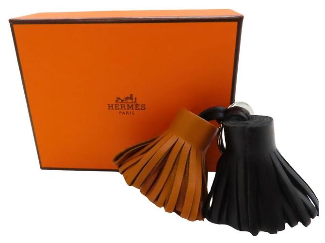 Portachiavi Hermès Carmen Uno Dos Agneau Milo Nero D'oro - vista 6