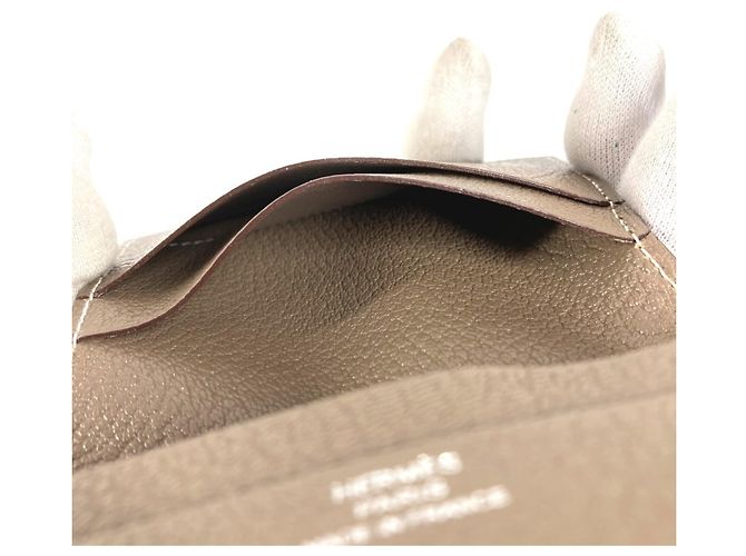 Porta tarjetas de visita bifold Evelyne de Hermès Beige Gris pardo - vista 12