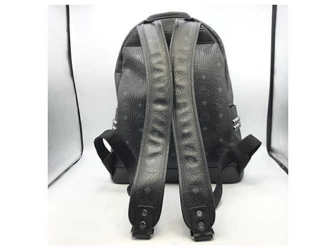 MCM Stark Side Stud Rucksack in Visetos Schwarz - Ansicht 2