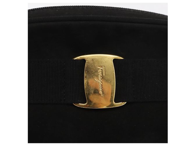 Bolsa de Ombro Vala em Camurça Preta e Dourada Auth BA10372 da Salvatore Ferragamo Preto Dourado - vista 14